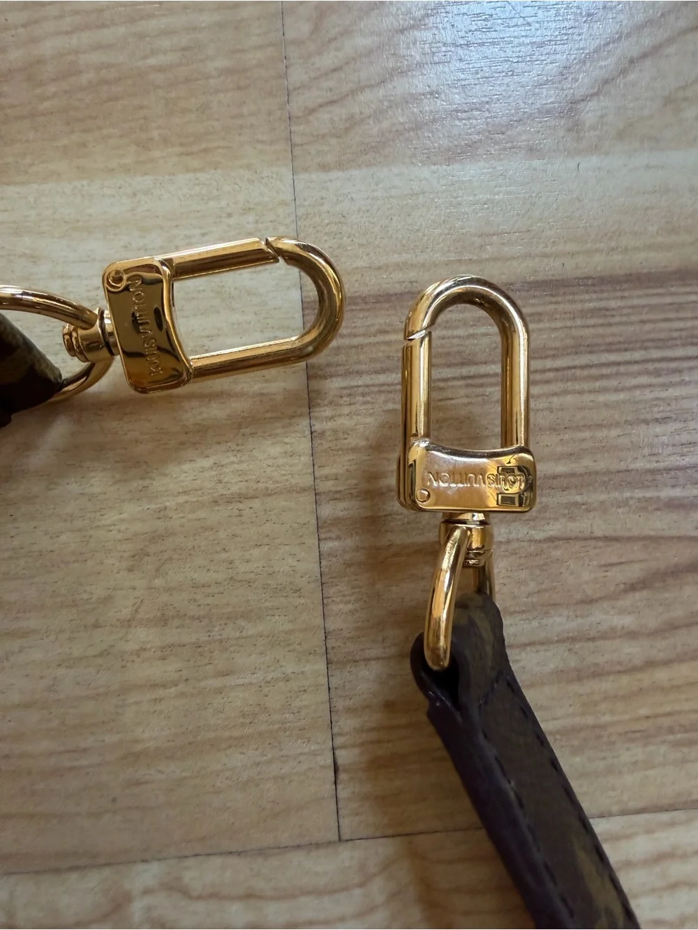 Louis Vuitton Brown Monogram Adjustable Shoulder Strap  Gold Hardware never used